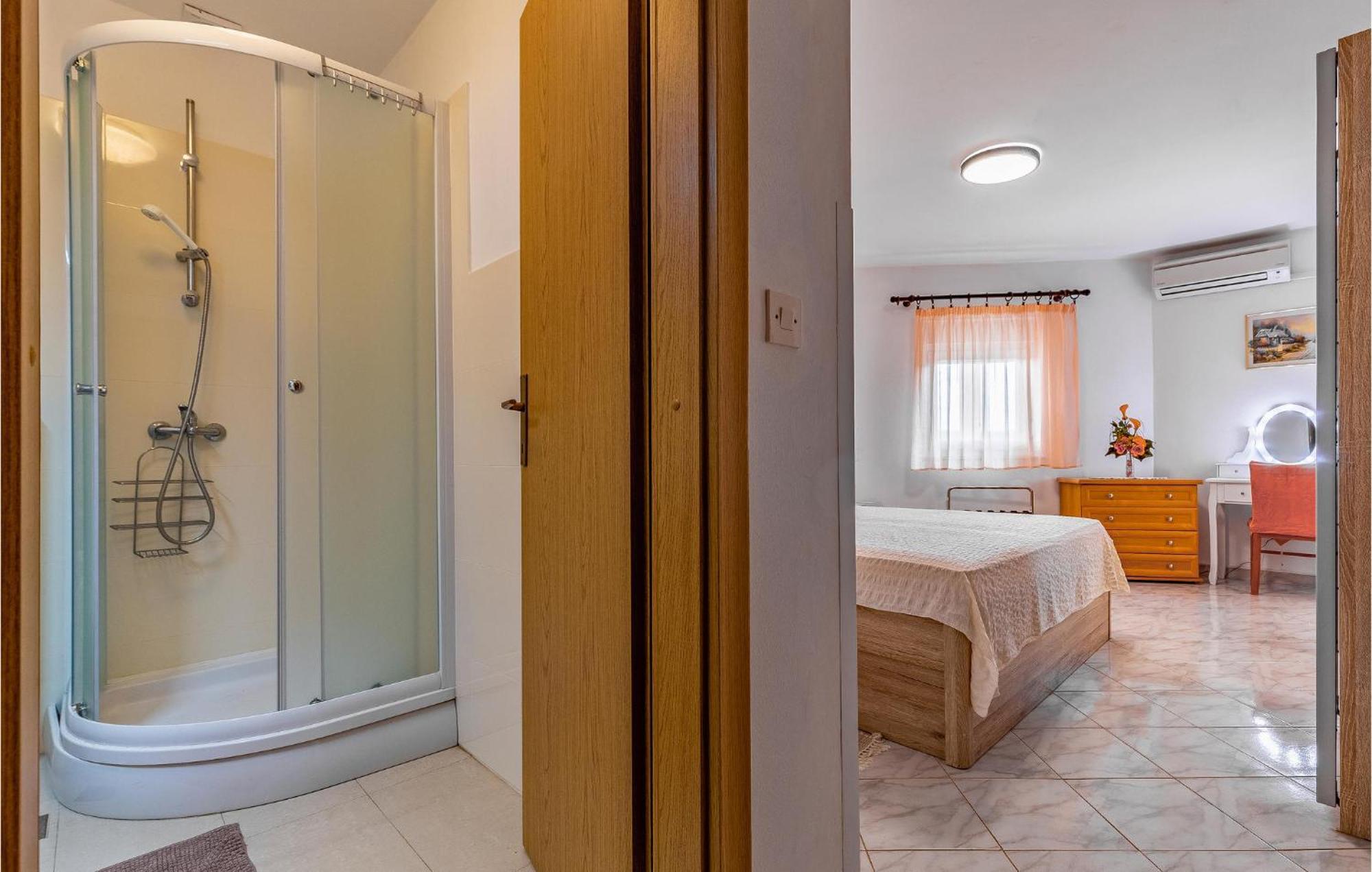 Ferienhaus Pet Friendly Home In Pula With Jacuzzi *