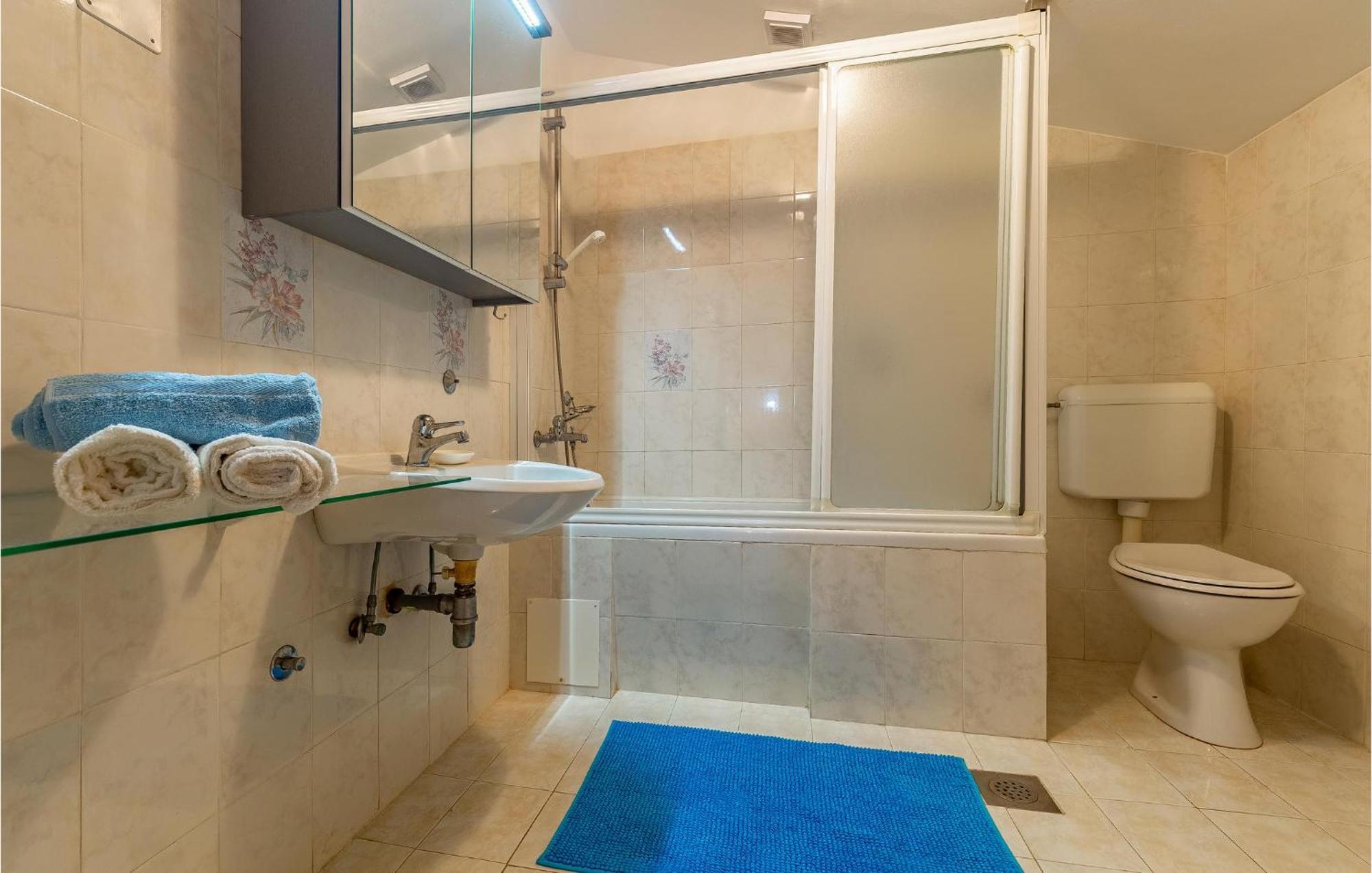 Pet Friendly Home In Pula With Jacuzzi Ferienhaus *