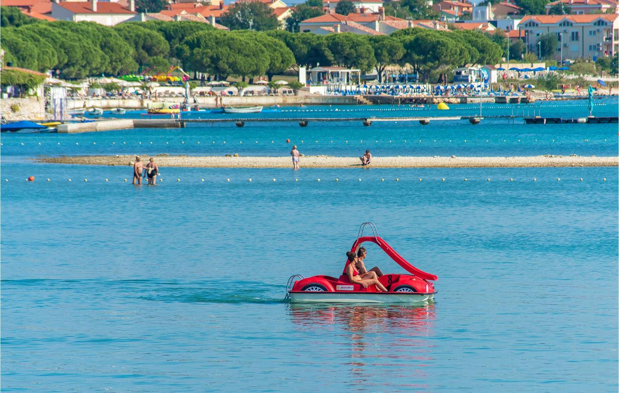 Pet Friendly Home In Pula With Jacuzzi Ferienhaus