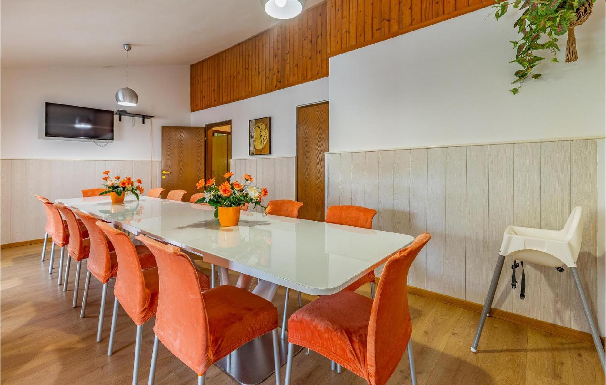 Ferienhaus Pet Friendly Home In Pula With Jacuzzi *