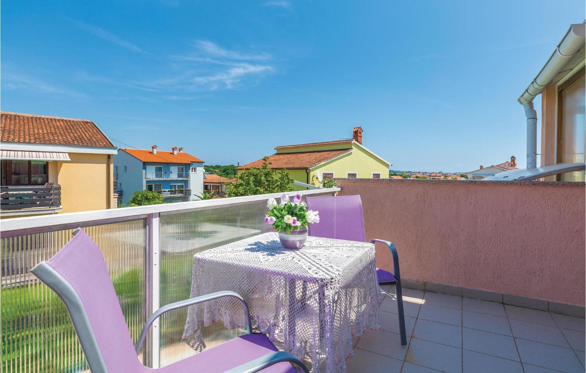 Pet Friendly Home In Pula With Jacuzzi *