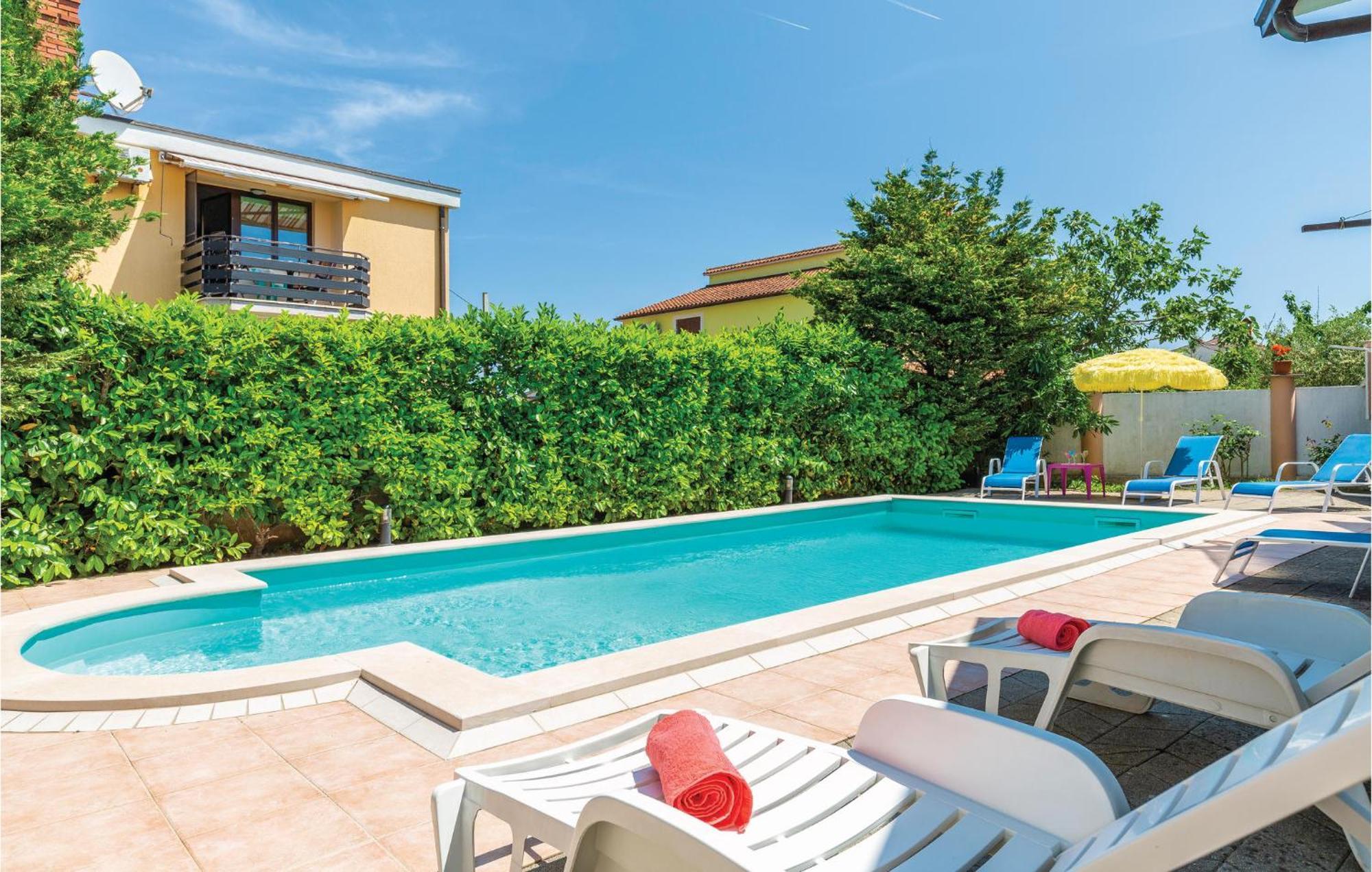 Pet Friendly Home In Pula With Jacuzzi Ferienhaus Pula